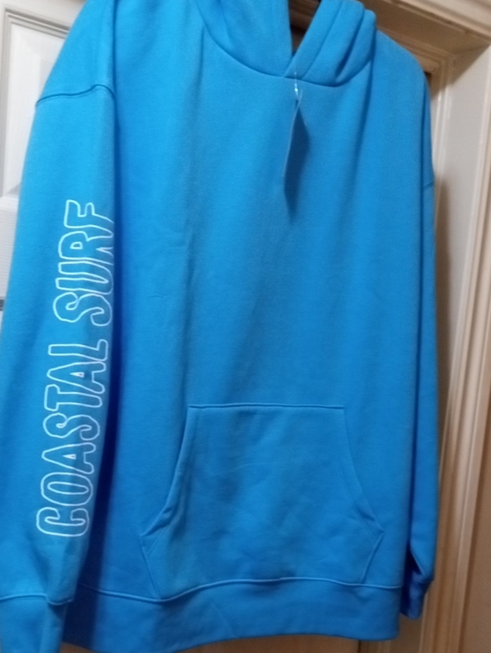 💲2⃣5⃣▶wild fable Bright Blue Crewneck Hoodie with 'Coastal Surf' Sleeve
